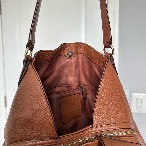 Coach Tan Leather Shoulder Bag - Picture 4 of 6